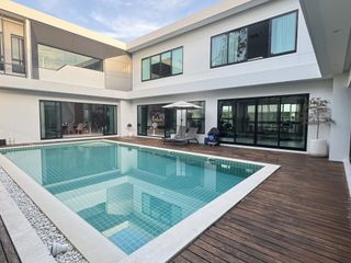 Casa en venta de 6 habitaciones en Mueang Phuket, Phuket