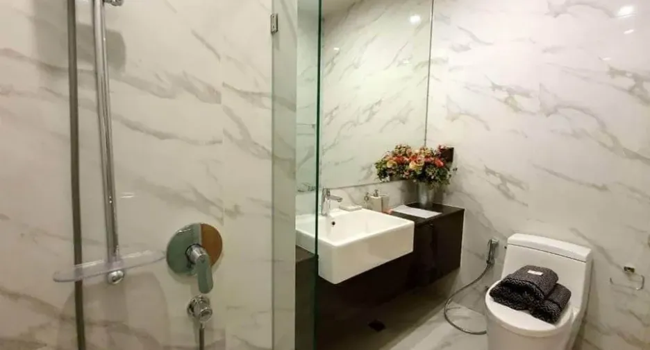 For sale and for rent 1 bed condo in Watthana, Bangkok