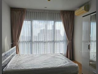 À louer 1 chambre condo à Khlong San, Bangkok