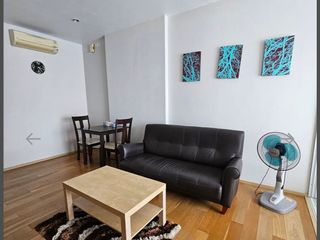 À louer 1 chambre condo à Khlong San, Bangkok