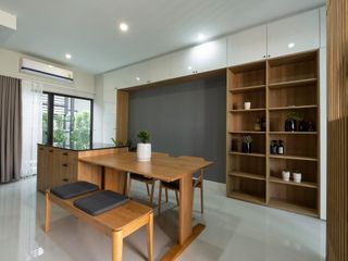 Casa adosada en alquiler de 3 habitaciones en Saphan Sung, Bangkok
