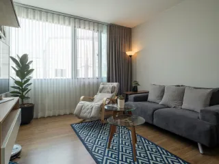 Casa adosada en alquiler de 3 habitaciones en Saphan Sung, Bangkok