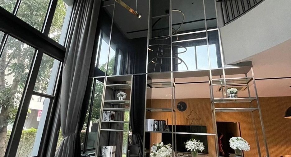 For rent 6 bedrooms house in Saphan Sung, Bangkok