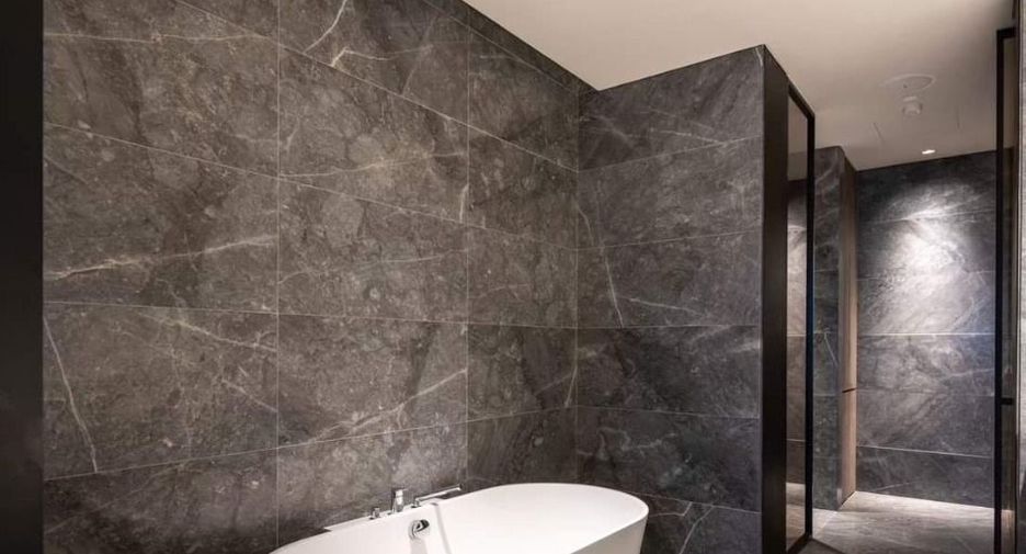 For sale 2 bedrooms condo in Khlong San, Bangkok