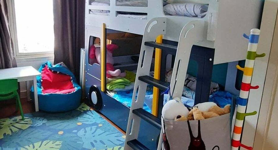 For rent 3 bedrooms condo in Watthana, Bangkok