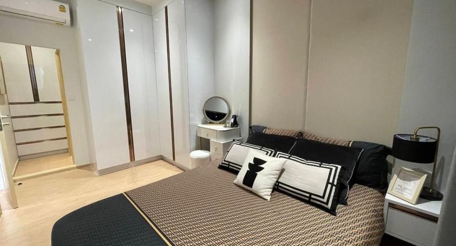 À vendre et à louer 2 chambres condo à Watthana, Bangkok