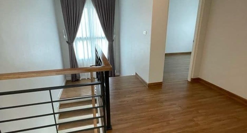 For rent 4 bedrooms house in Don Mueang, Bangkok
