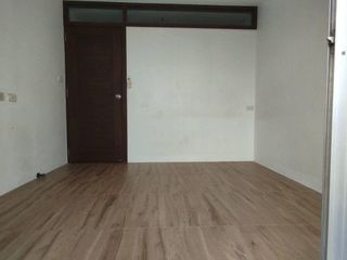 For sale 2 bedrooms condo in Bang Phlat, Bangkok