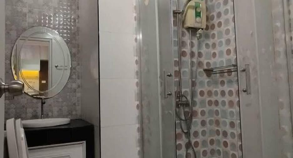 For sale 2 bedrooms condo in Bang Phlat, Bangkok