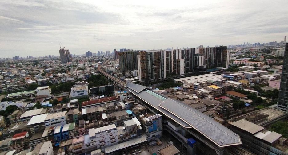 For sale 2 bedrooms condo in Bang Phlat, Bangkok