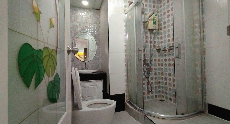 For sale 2 bedrooms condo in Bang Phlat, Bangkok