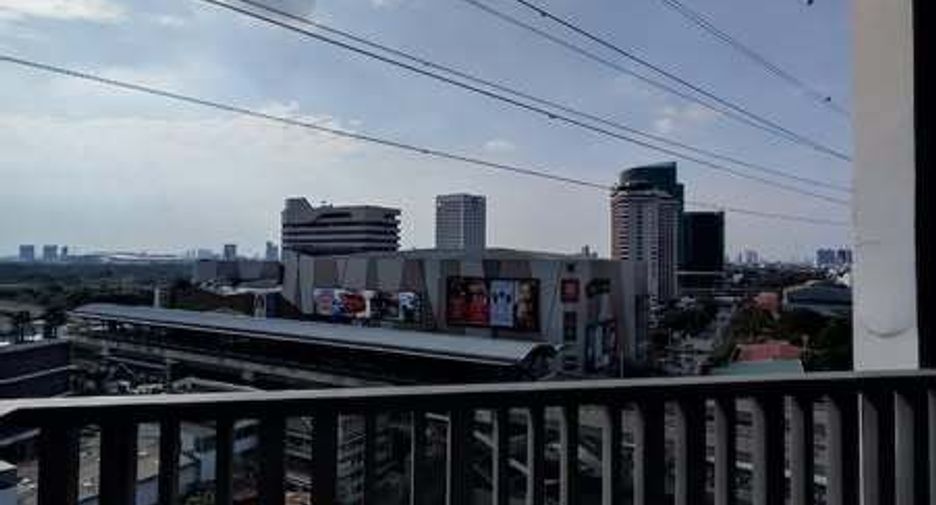 For rent 2 bedrooms condo in Chatuchak, Bangkok