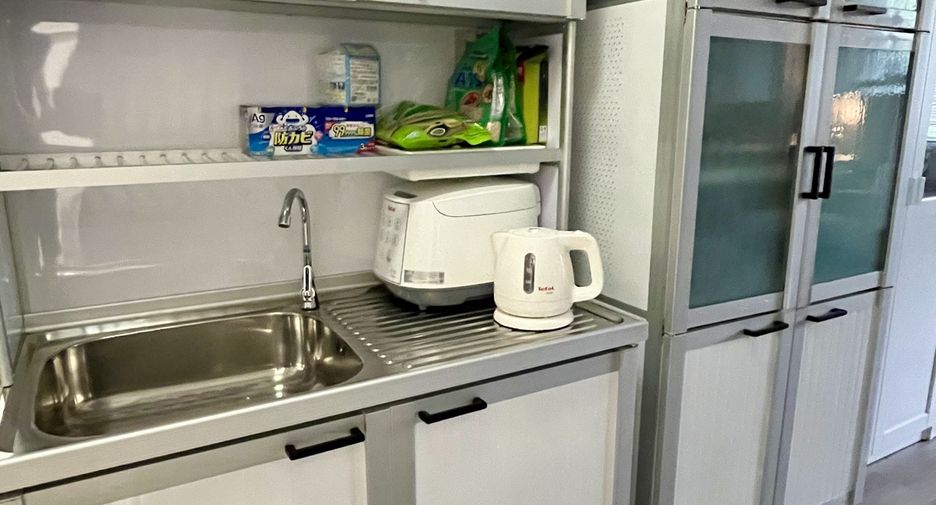 For rent studio condo in Ratchathewi, Bangkok