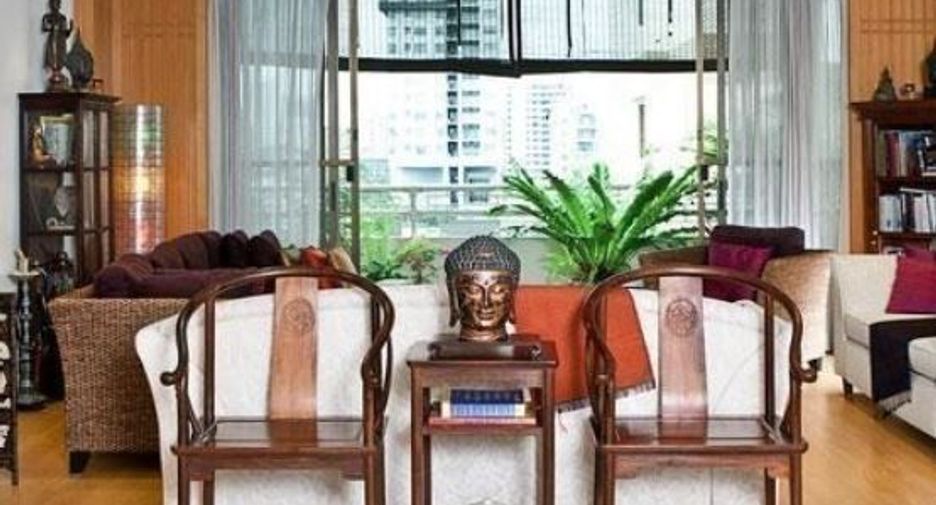 Condo en alquiler de 3 habitaciones en Watthana, Bangkok