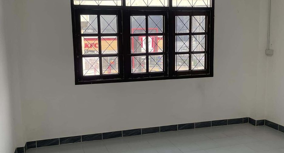 Local comercial en alquiler de 3 habitaciones en Mueang Samut Prakan, Samut Prakan