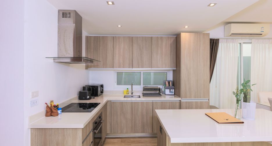 Villa en venta y en alquiler de 3 habitaciones en Mueang Phuket, Phuket
