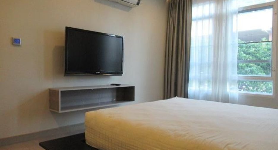 For sale 2 bedrooms condo in Watthana, Bangkok