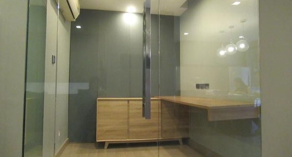 For sale 2 bedrooms condo in Watthana, Bangkok