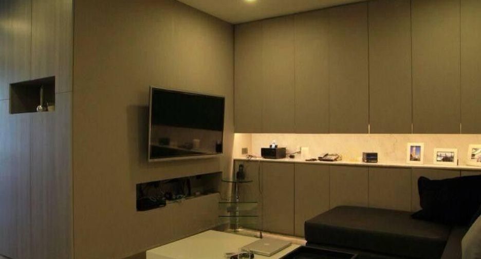 For sale 2 bedrooms condo in Watthana, Bangkok