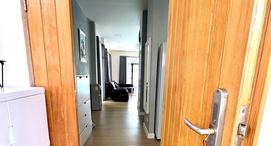 For sale 4 bedrooms villa in Mueang Phuket, Phuket