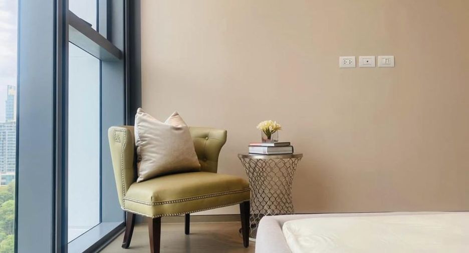 For rent 1 bed condo in Pathum Wan, Bangkok