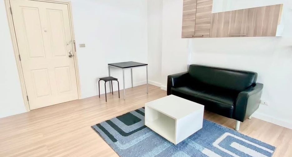 For sale studio condo in Bang Kapi, Bangkok