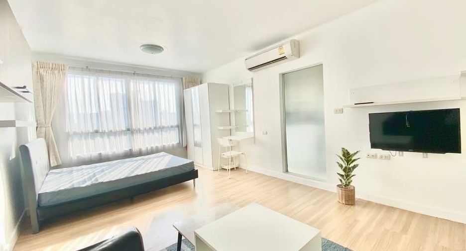 For sale studio condo in Bang Kapi, Bangkok