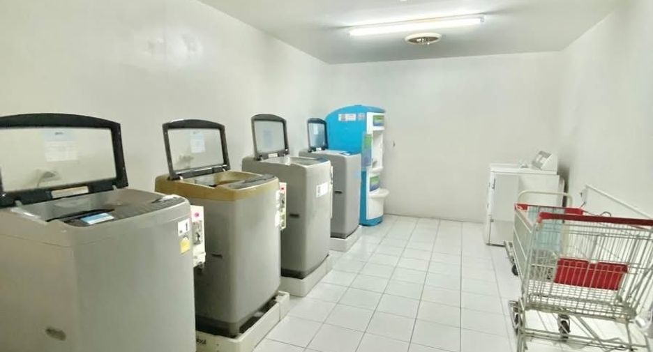 For sale studio condo in Bang Kapi, Bangkok