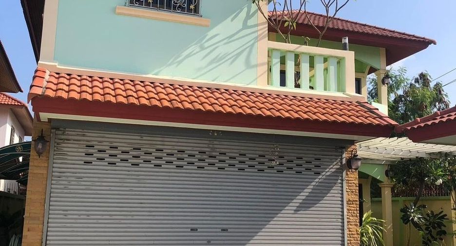 For sale 6 bedrooms house in Nong Khaem, Bangkok