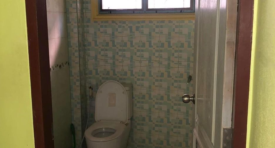 For sale 6 bedrooms house in Nong Khaem, Bangkok