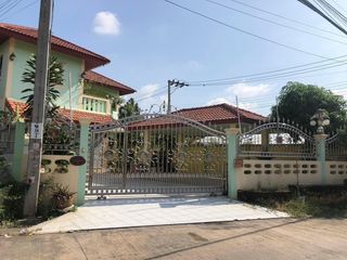 For sale 6 bedrooms house in Nong Khaem, Bangkok