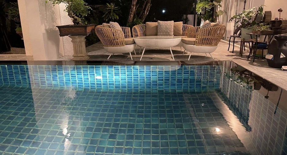 À vendre et à louer 5 chambres villa à Suan Luang, Bangkok