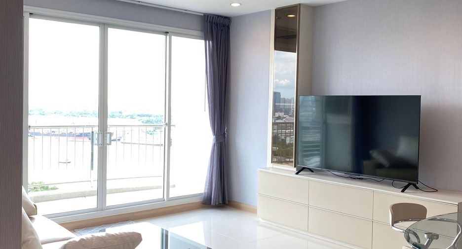 For rent 2 bedrooms condo in Yan Nawa, Bangkok