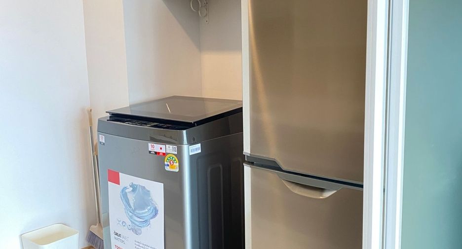 For rent 2 bedrooms condo in Yan Nawa, Bangkok