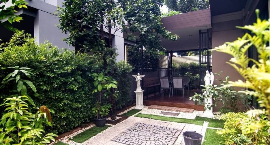 Casa en venta de 5 habitaciones en Khan Na Yao, Bangkok