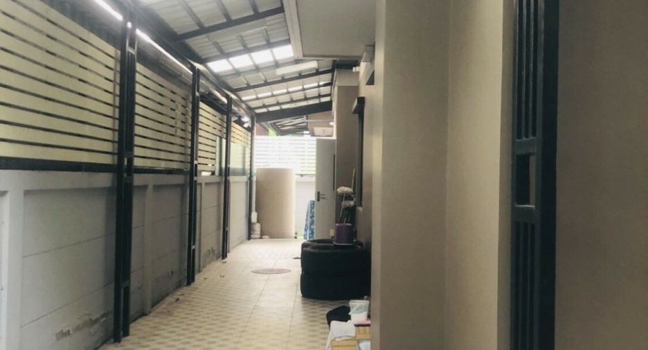 Casa en venta de 5 habitaciones en Khan Na Yao, Bangkok
