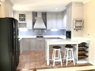 Casa en alquiler de 4 habitaciones en Bang Na, Bangkok