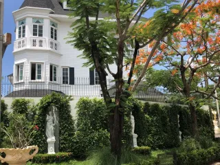 Casa en alquiler de 4 habitaciones en Bang Na, Bangkok