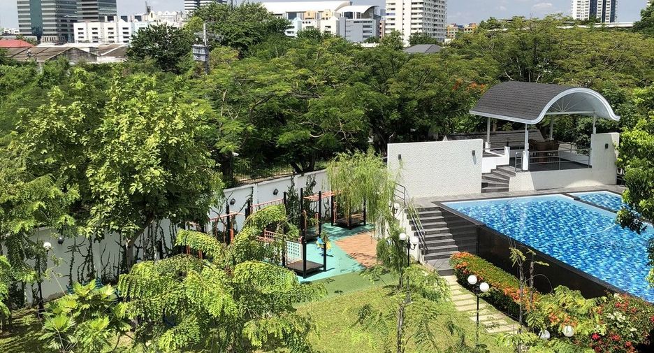 Haus zur Miete mit 4 Zimmer in Bang Na, Bangkok