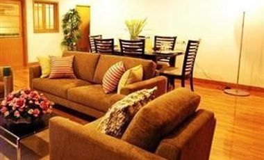For rent 3 bedrooms condo in Khlong Toei, Bangkok