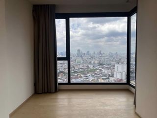 Condo en alquiler de 1 habitaciones en Huai Khwang, Bangkok