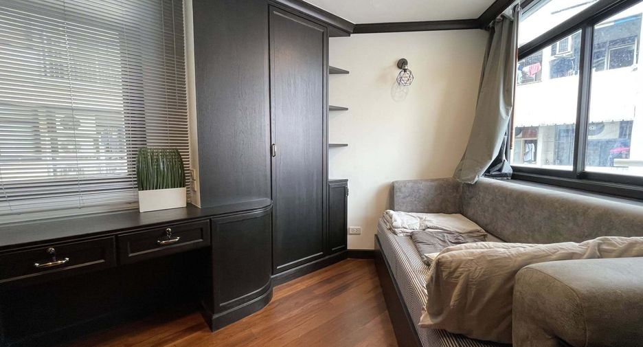 For rent 1 bed condo in Bang Rak, Bangkok