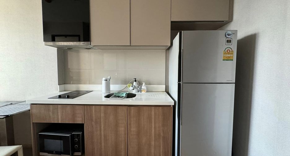 Condo en alquiler de 1 habitaciones en Sathon, Bangkok