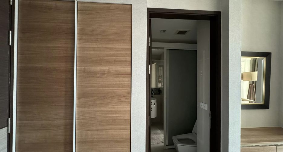 Condo en alquiler de 1 habitaciones en Sathon, Bangkok