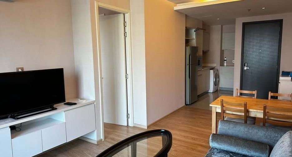 For rent 1 bed condo in Watthana, Bangkok