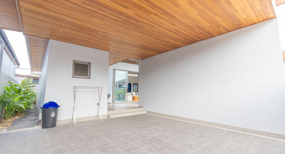 For rent 3 bedrooms villa in Thalang, Phuket