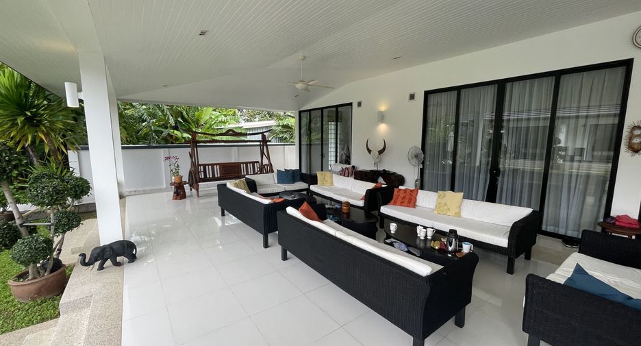 For sale 7 bedrooms villa in Thalang, Phuket