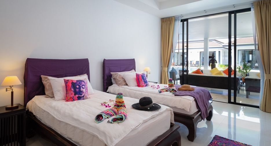 For sale 7 bedrooms villa in Thalang, Phuket