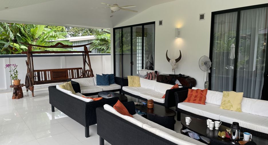 For sale 7 bedrooms villa in Thalang, Phuket