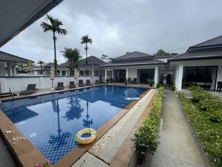 For sale 7 bedrooms villa in Thalang, Phuket
